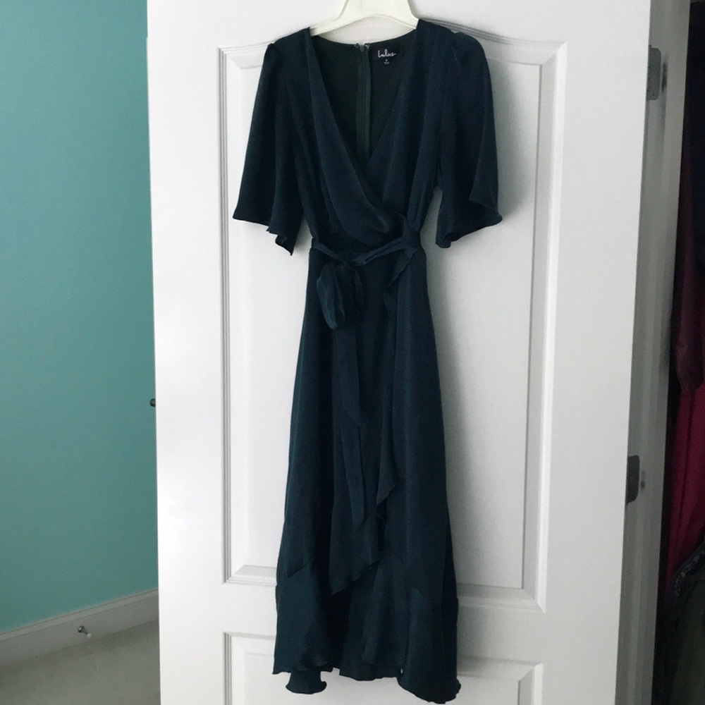 Lulu’s Wrapped Up in Love Satin Emerald Dress